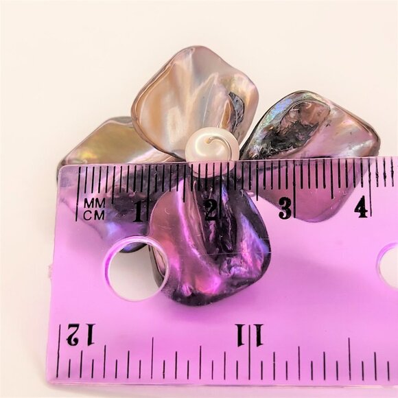 Grey Purple Shell Ring with Genuine Pearl Bead Asymmetric Flower Adjustable Ring - Picture 9 of 11